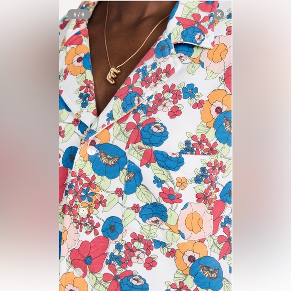 NWT Sincerely Jules Button Down Floral Top - Picture 6 of 6